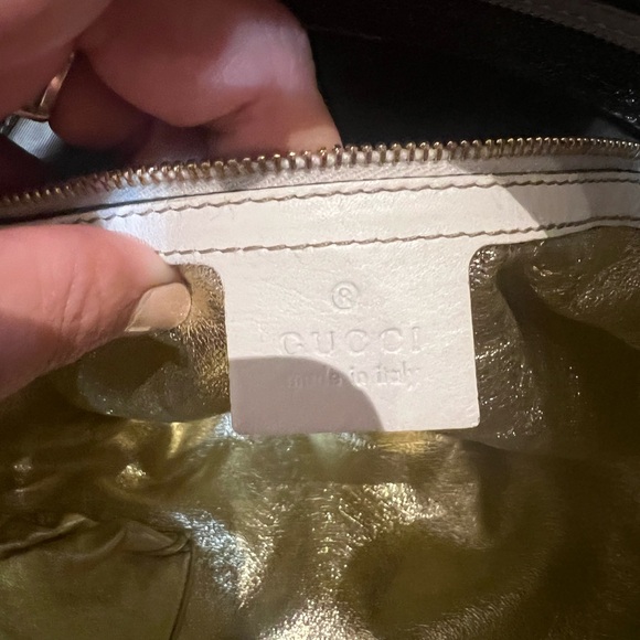 Gucci Yellow and White Patterned Shoulder Bag - Picture 8 of 9